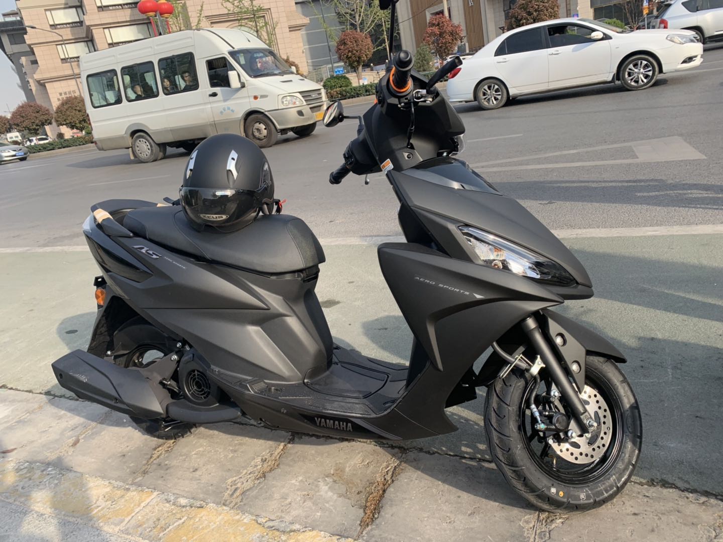 我的摩托車情懷！買不起貴的先選個(gè)對(duì)的，加油騷年！